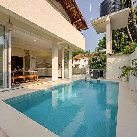 Elivaas 4 Bhk Villa Near Beach With Private Pool & Bar - Casa Boa Vida Кандолим Екстериор снимка