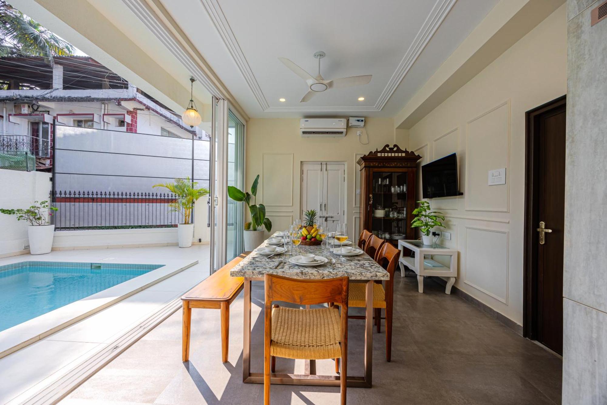 Elivaas 4 Bhk Villa Near Beach With Private Pool & Bar - Casa Boa Vida Кандолим Екстериор снимка