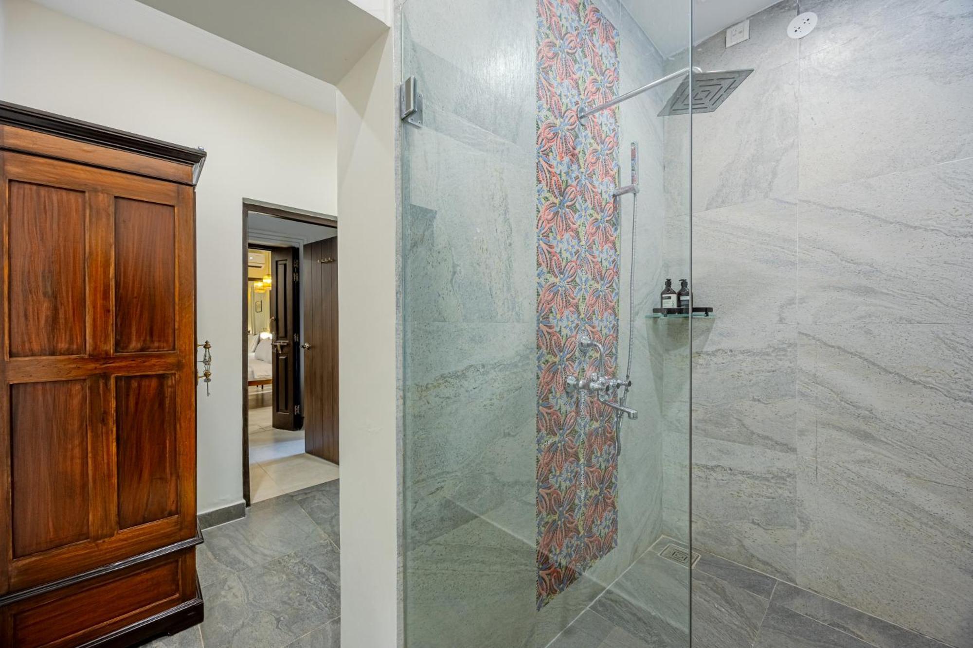 Elivaas 4 Bhk Villa Near Beach With Private Pool & Bar - Casa Boa Vida Кандолим Екстериор снимка