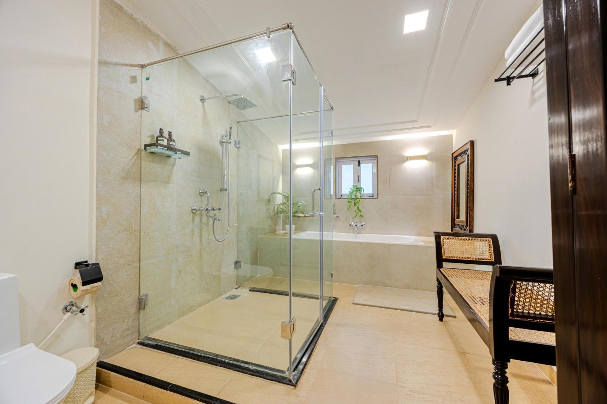 Elivaas 4 Bhk Villa Near Beach With Private Pool & Bar - Casa Boa Vida Кандолим Екстериор снимка