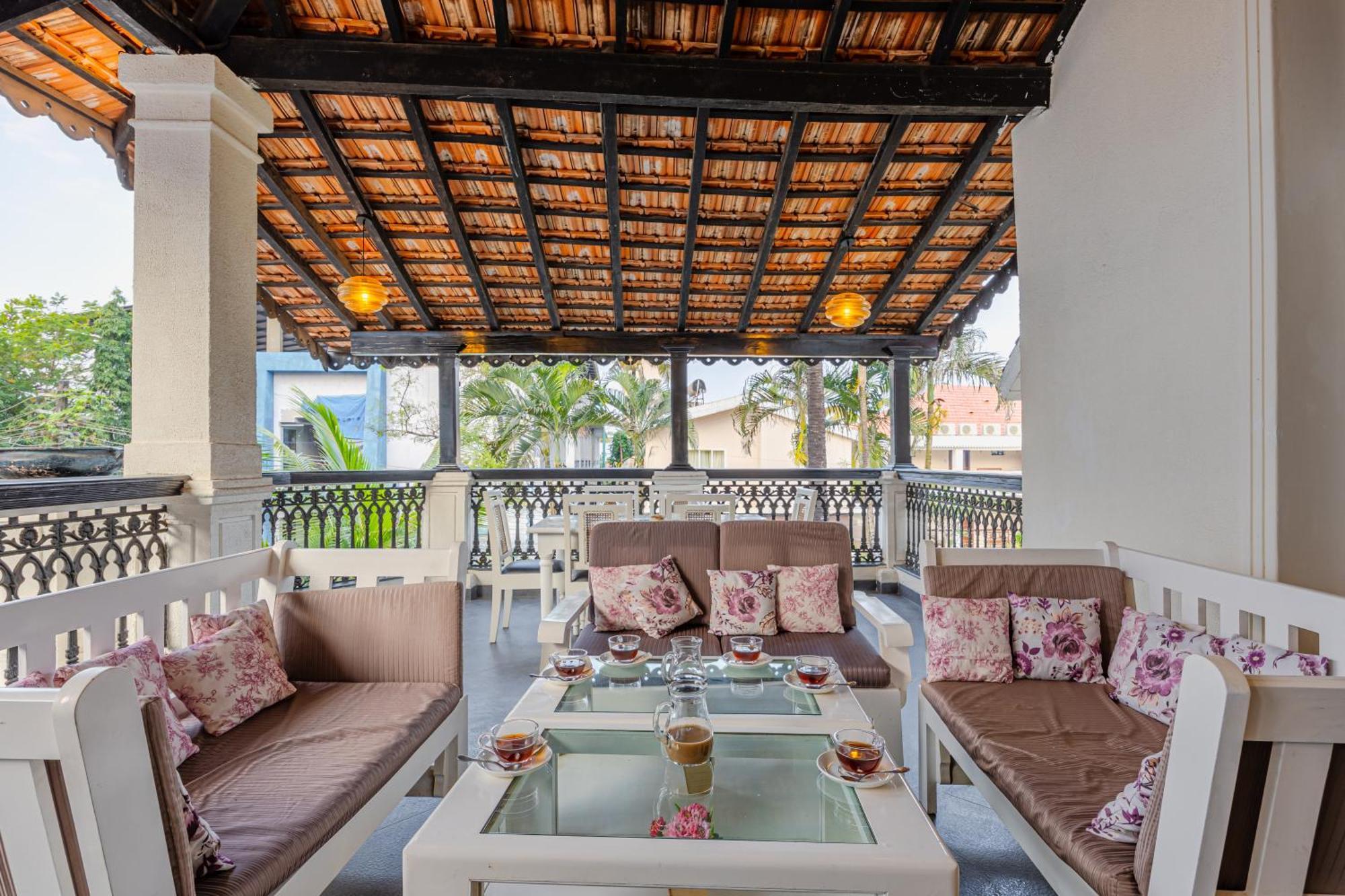 Elivaas 4 Bhk Villa Near Beach With Private Pool & Bar - Casa Boa Vida Кандолим Екстериор снимка