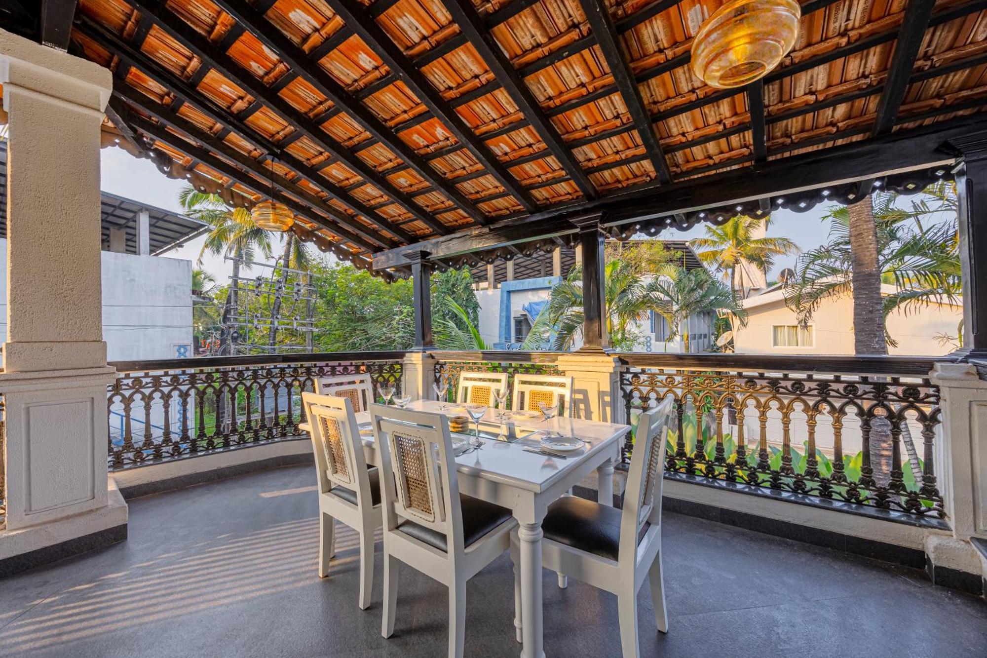 Elivaas 4 Bhk Villa Near Beach With Private Pool & Bar - Casa Boa Vida Кандолим Екстериор снимка