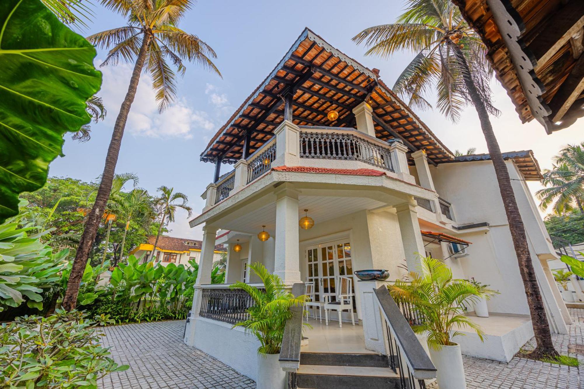Elivaas 4 Bhk Villa Near Beach With Private Pool & Bar - Casa Boa Vida Кандолим Екстериор снимка