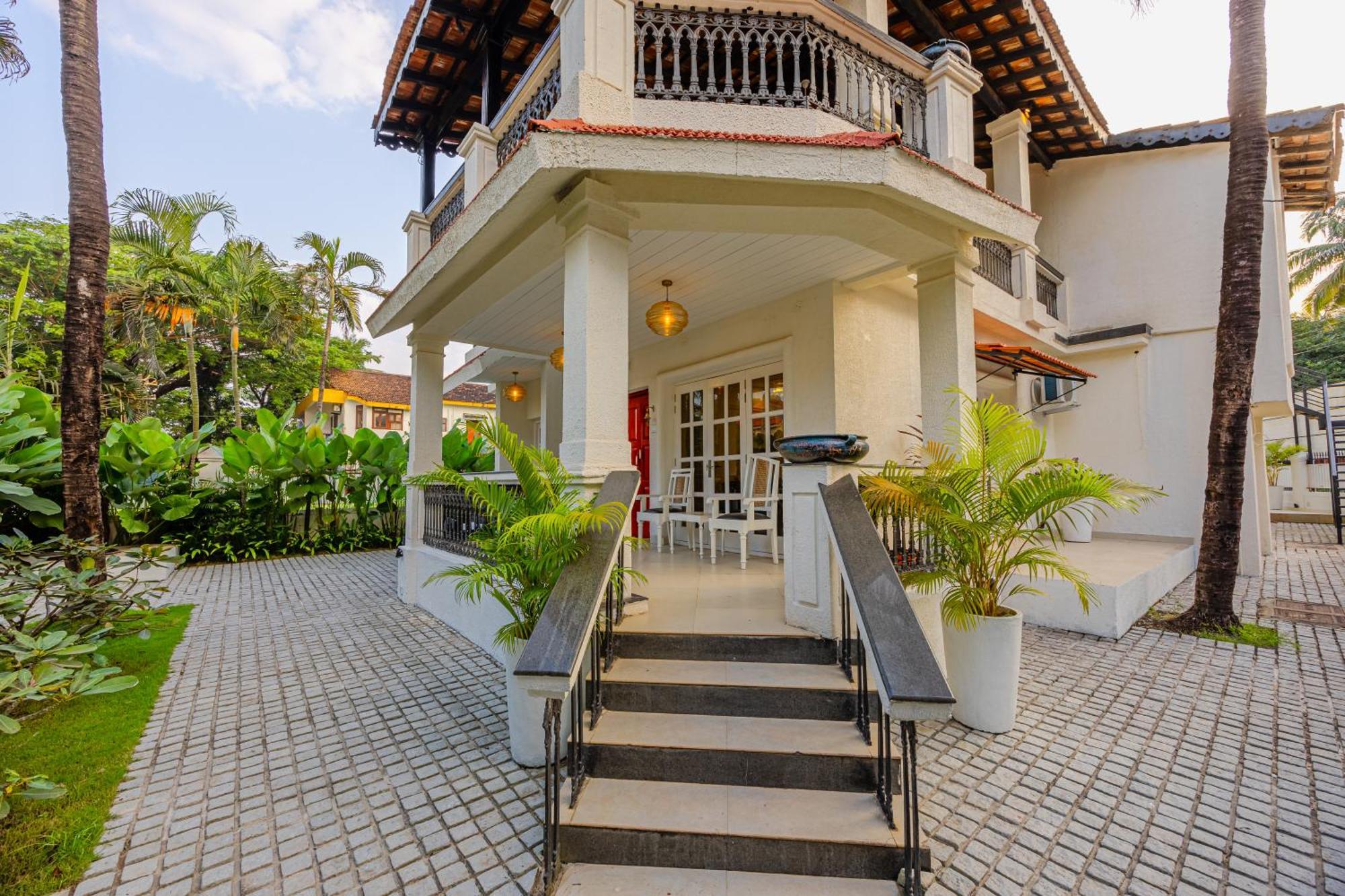 Elivaas 4 Bhk Villa Near Beach With Private Pool & Bar - Casa Boa Vida Кандолим Екстериор снимка